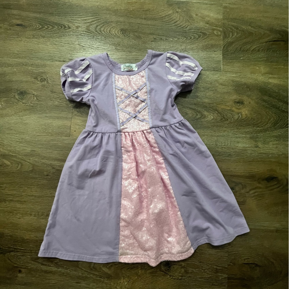 Presley Couture princess dress 5/6